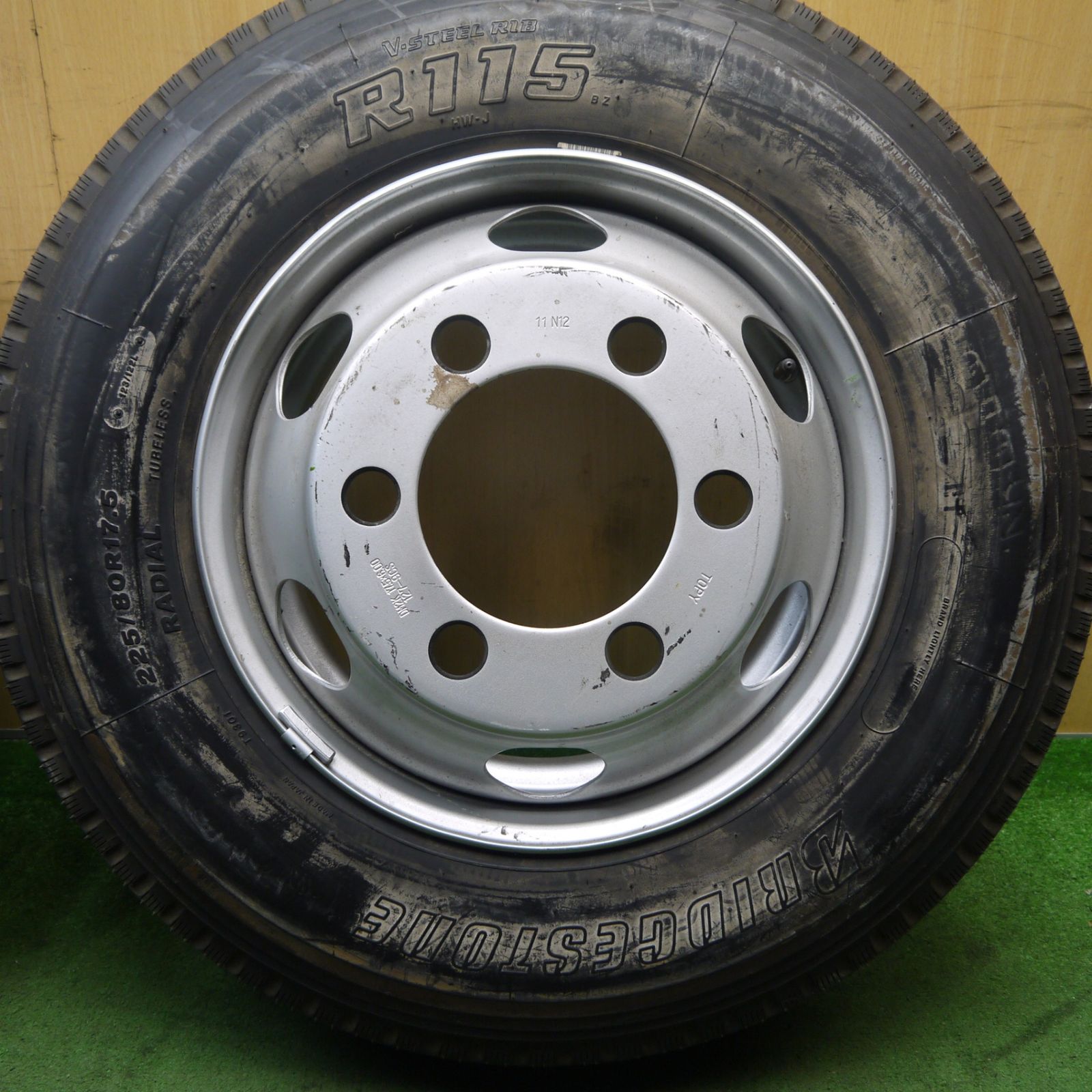 低価格！ 2本 トラック 225 80R17.5 123 122L ブリヂストン R115 TOPY スチール ホイール 127-9CS PCD222.25 6H 5091901Hノ アタッチメント