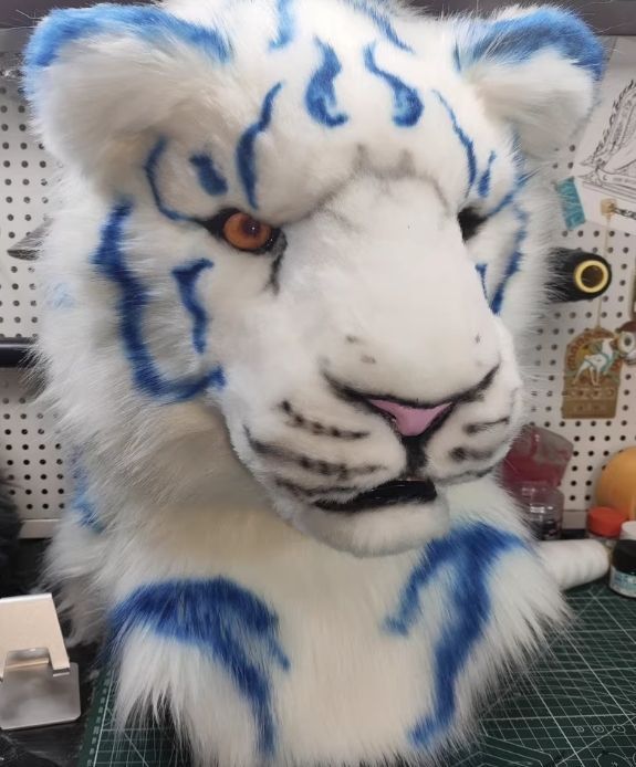 ハンドメイド　リアル　虎　トラの赤ちゃん 着ぐるみ　コスプレ　マスク　一式 ハンドメイド リアル 虎 トラの赤ちゃん 着ぐるみ コスプレ マスク