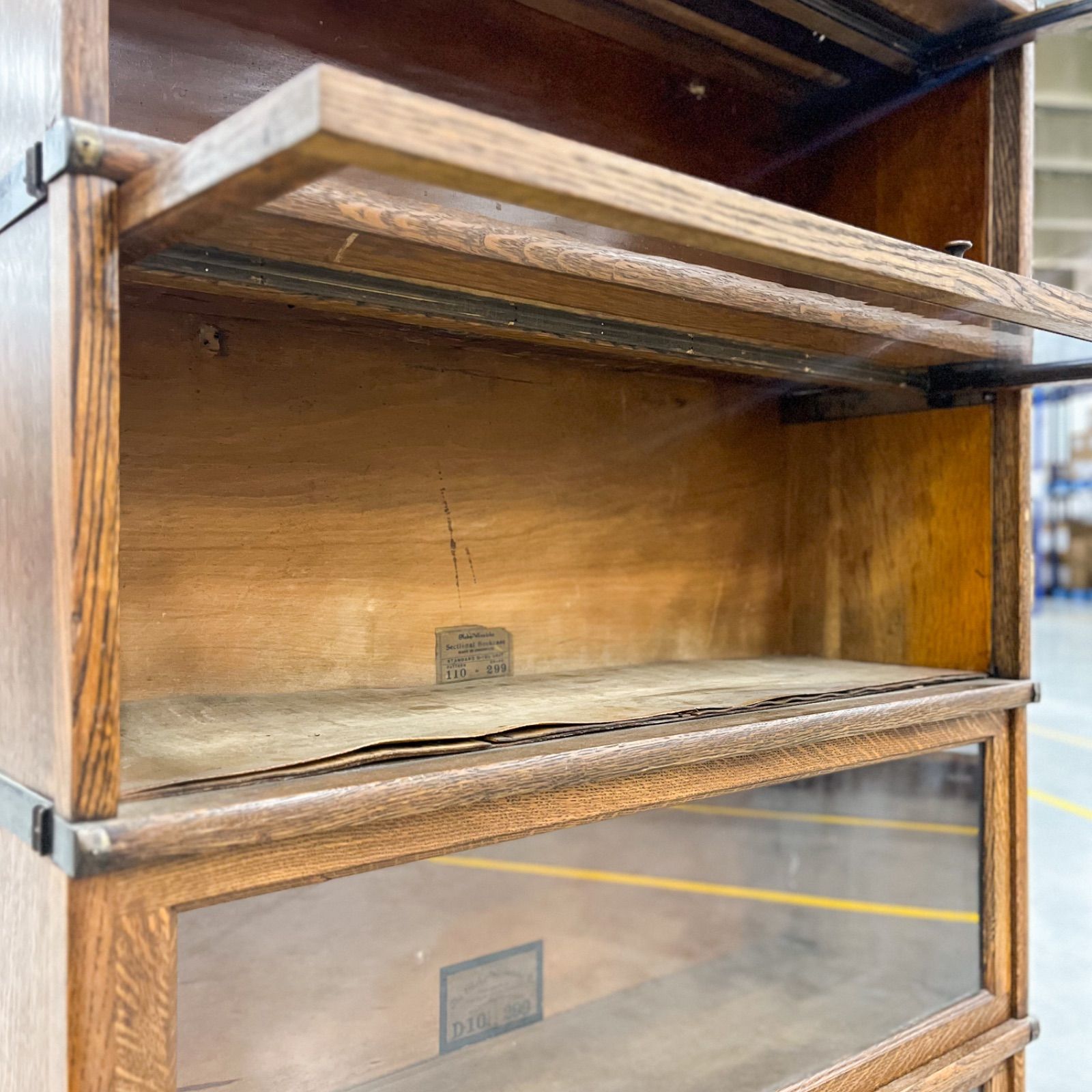 本棚 キャビネット