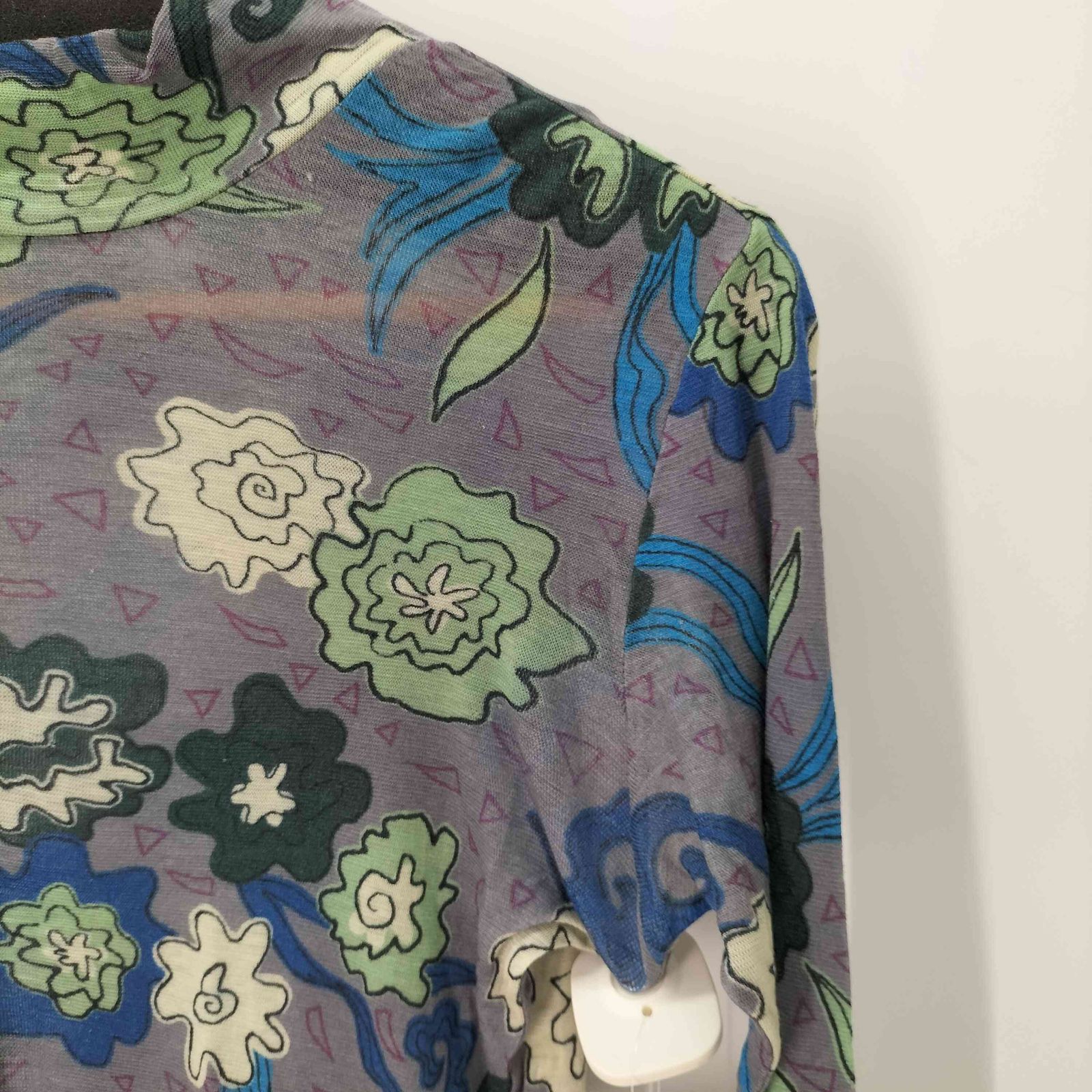ヒロココシノ HIROKO KOSHINO トップス 38 美品 春夏 HIROKO KOSHINO 2022年春夏コレクション | 東京 | 画像36枚