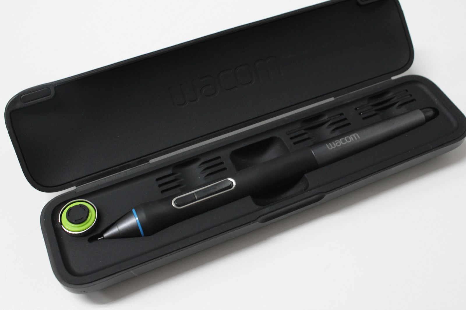 Wacom/Cintiq 13HD/DTK-1300/13.3型/液晶ペンタブレット ⑤ ペン