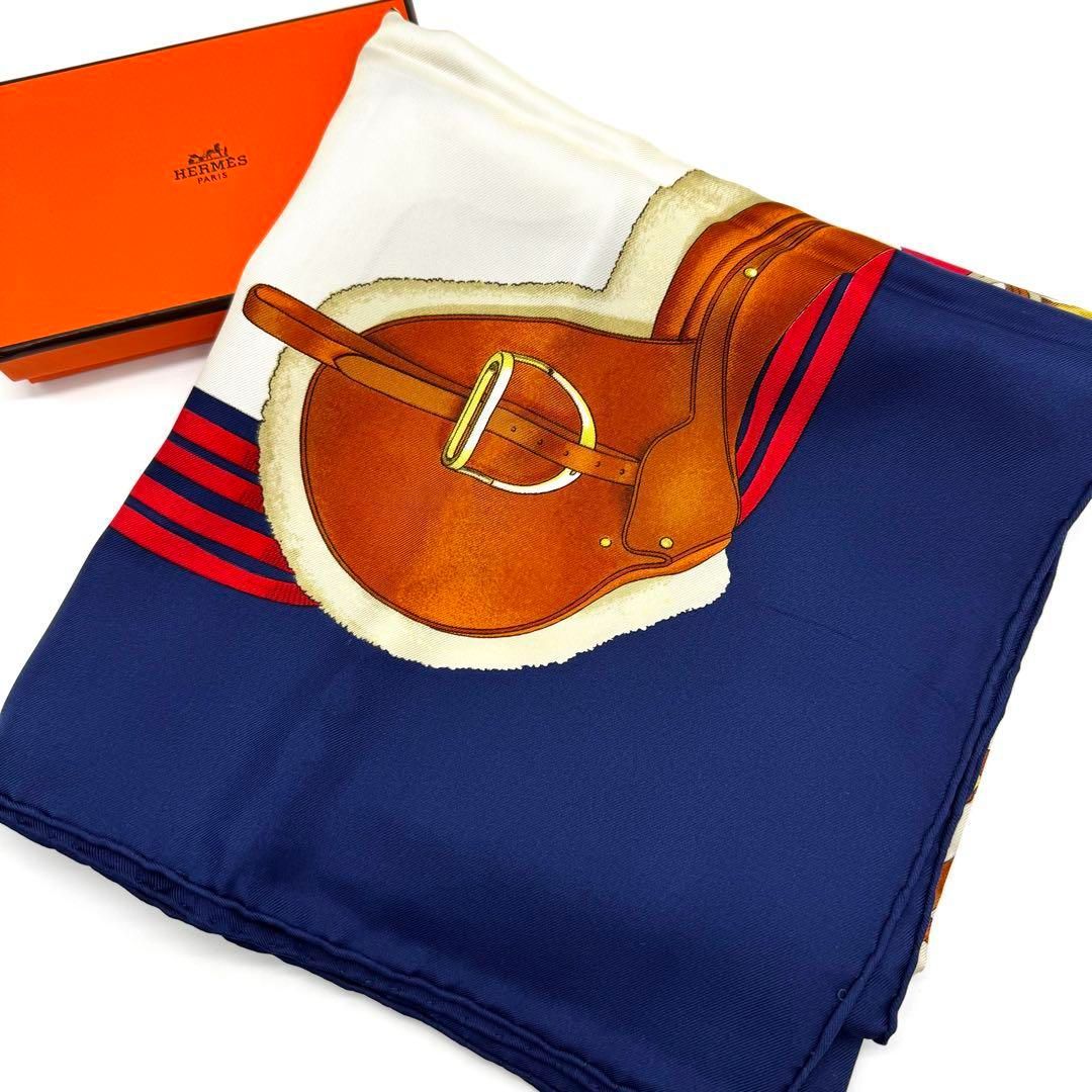 HERMES エルメス スカーフ　カレ90　乗馬　ジャンピング　シルク HERMES エルメス スカーフ カレ90 乗馬 ジャンピング シルク