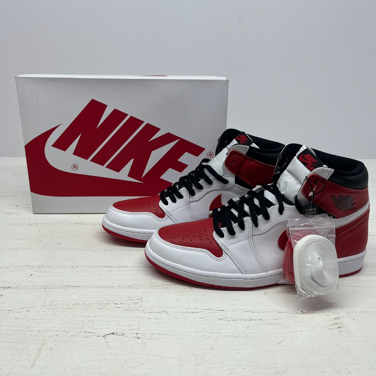 最安出品！ NIKE AIR JORDAN 1 HIGH OG Heritage 555088-161 エア