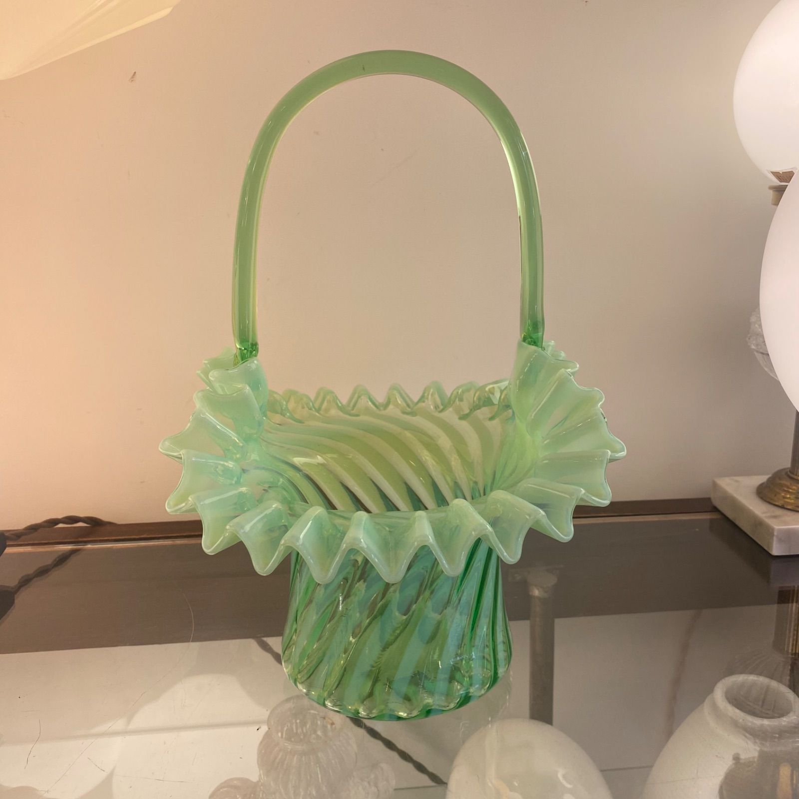 ヴィンテージ フェントン トパーズオパールセント ホブネイル 1940年代