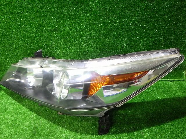 ストリーム ヘッドライト 左右 HID RN6/7 前期 100-22652 C