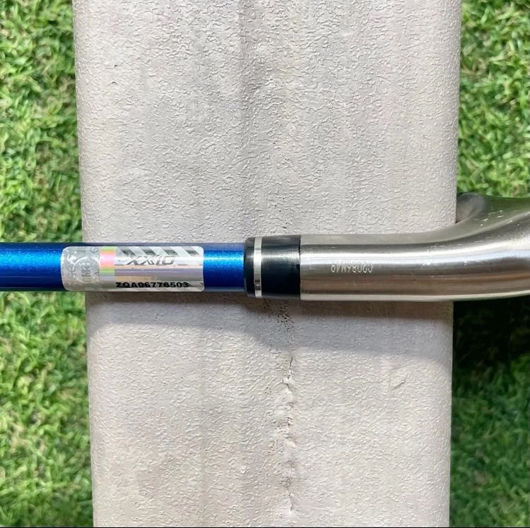 美品 ゼクシオ13 MP1300 2024 7番単品アイアン カーボン SR 右 XXIO