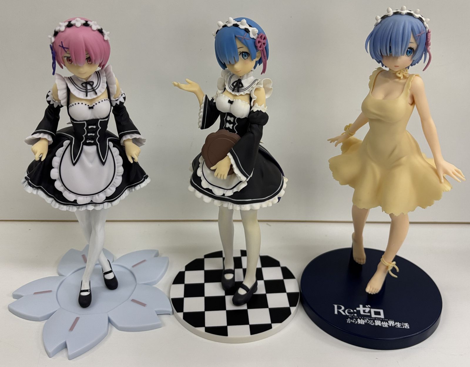 リゼロ レム・ラム フィギュア まとめ売り - メルカリ