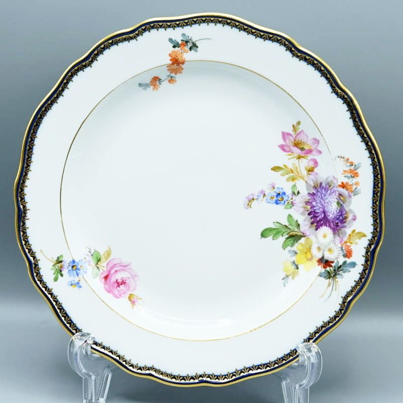 M02-t025 Meissen マイセン Aカンテ ベーシックフラワー 六つ花 アスター プレート 中皿 約21.5cm コバルト 金彩 一級品 -  メルカリ