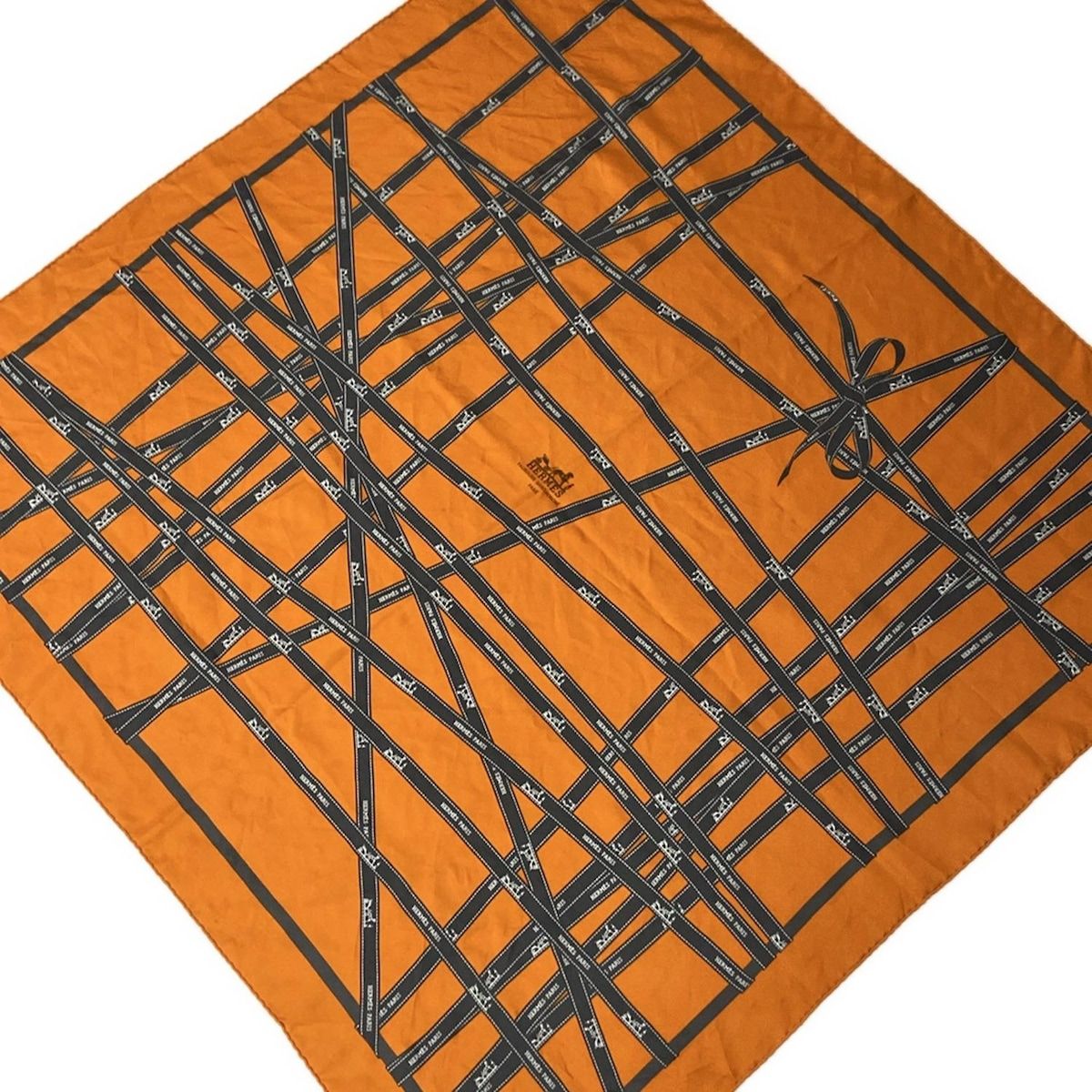 HERMES エルメス スカーフ カレ90 オレンジ×ダークグレー ボルデュックリボン柄