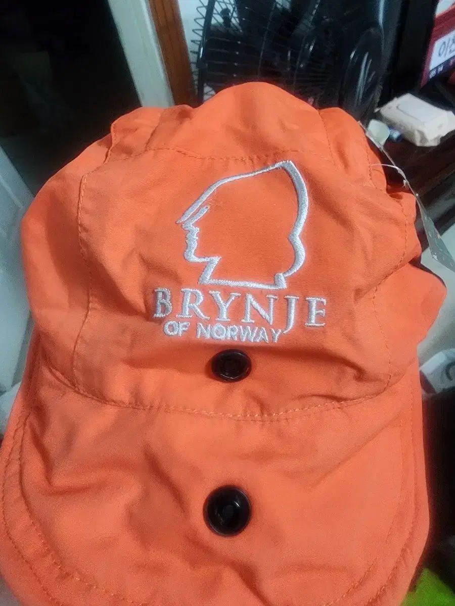 ブリンジャー 冬 LYNN ウール帽子