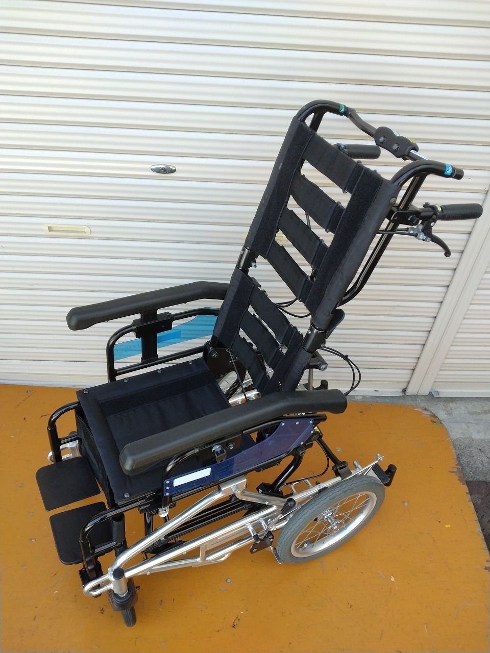 松永製作所　多機能　介助用車椅子ＡＲ－６００　洗浄・整備済中古車両 車椅子「介助式車椅子」（松永製作所／AR-600／介助式／多機能