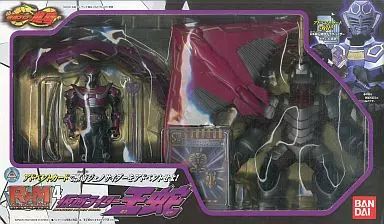 仮面ライダー龍騎、王蛇 R&M 4 フィギュア ライダー&モンスター