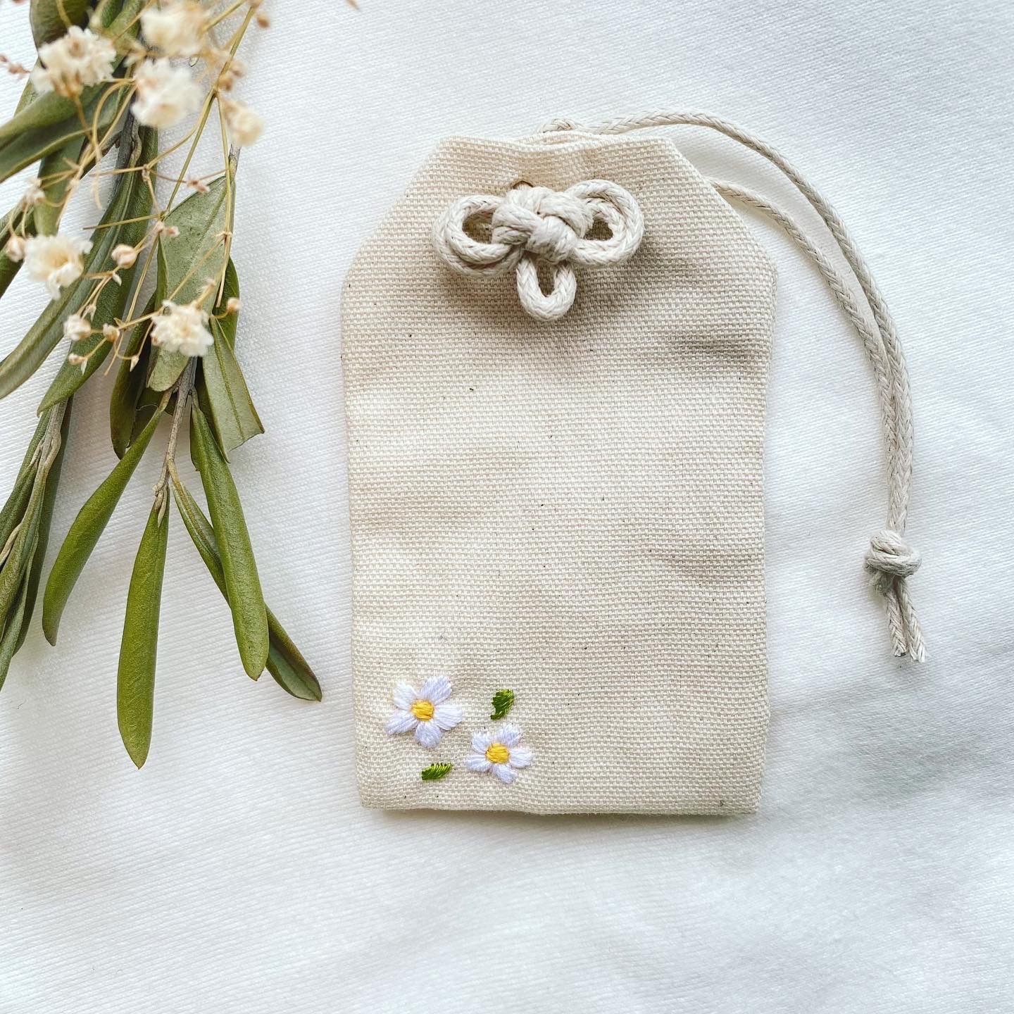 展示品》手刺繍 御守り オリジナルお守り ハンドメイド - ハンドメイド その他