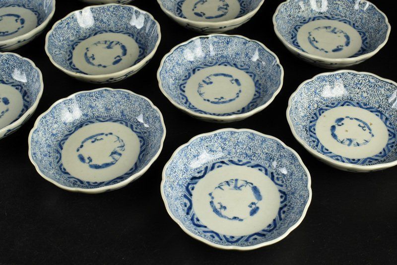 十二代 今泉今右衛門 色鍋島 桜文様花瓶 重要無形文化財指定 納箱付