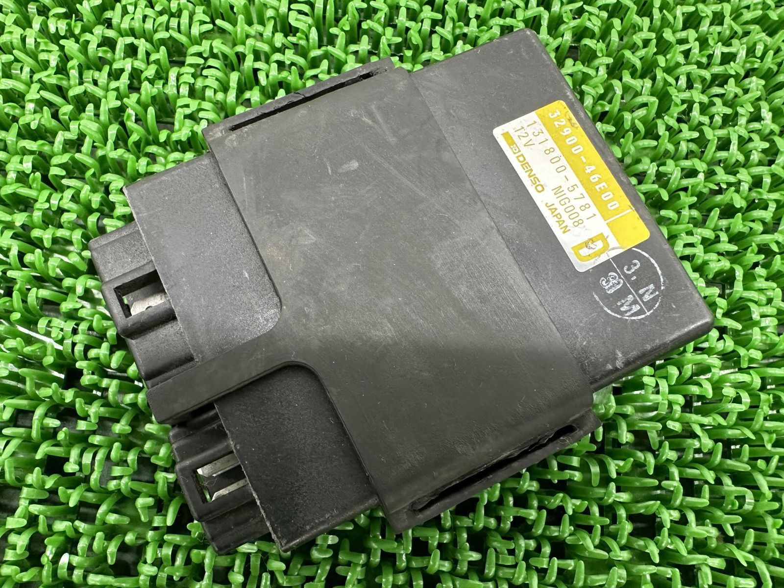 GSX-R1100 イグナイター スズキ 純正 中古 バイク 部品 GU75A CDI