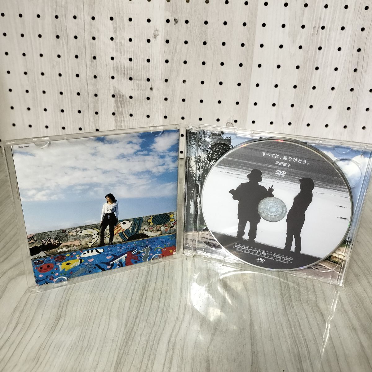 7- サイン入りCD 沢田聖子 すべてに、ありがとう。[DVD付] SMC-1008 010301 7- サイン入りCD 沢田聖子 すべてに、ありがとう。[DVD付] SMC