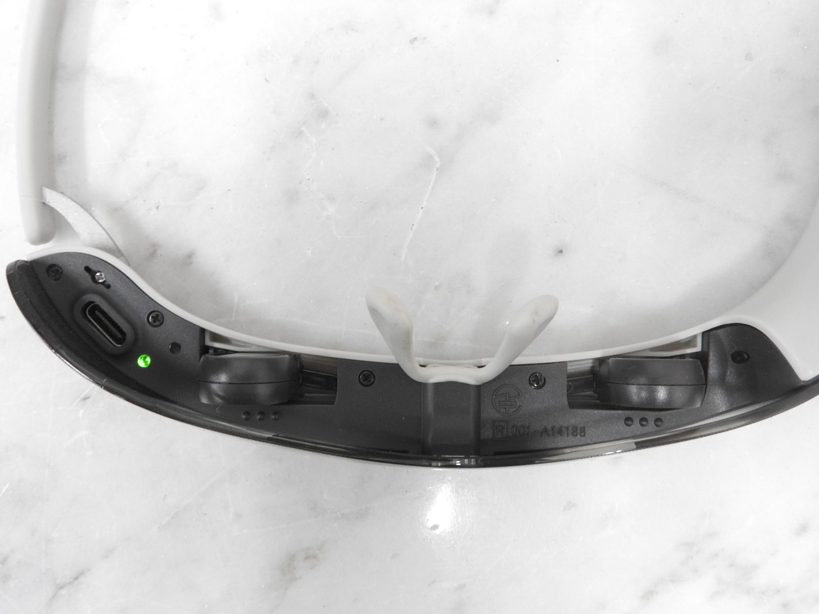 オートフォーカスアイウェア