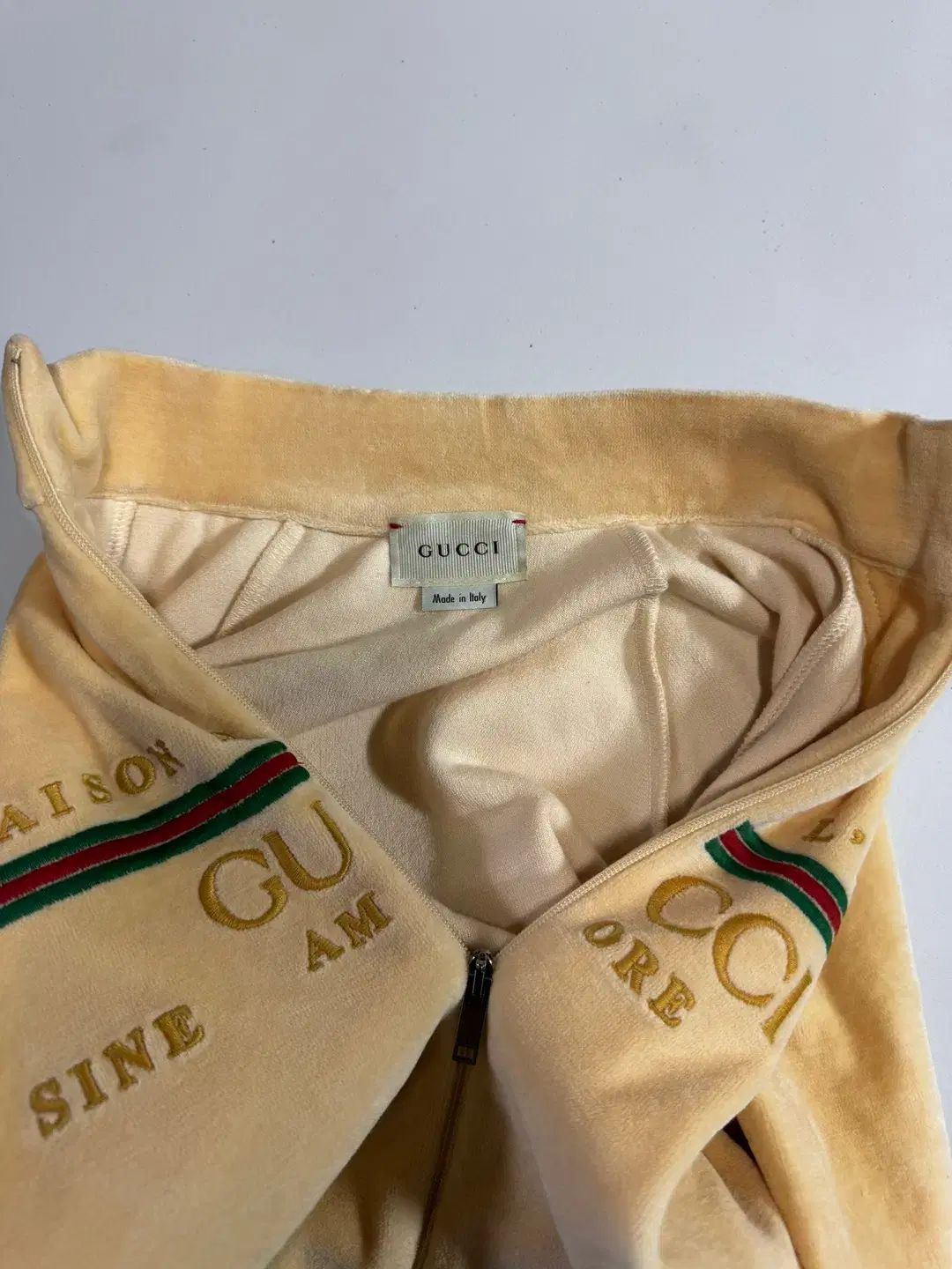  GUCCI グッチ キッズ ベロア トレーニングウェア トップス 12 18 M その他 トップス