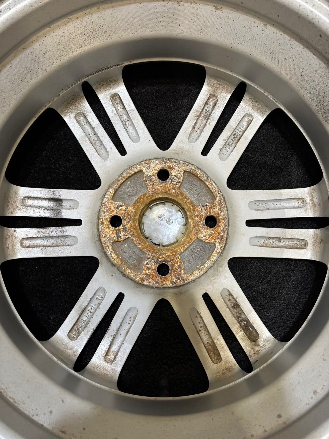 ☆ダイハツ 販売 純正 15インチ 4.5J +45 100 4H アルミホイール 4本