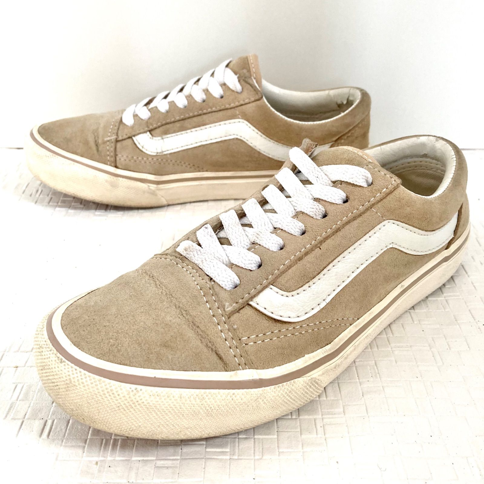 完売人気アイテム！【VANS OFF THE WALL】バンズ ULTRA CUSH スエード オールドスクール ローカット スニーカー OLD  SKOOL DX V36SCL ベージュ レディース 女性 サイズ23.0cm／M14952UU - メルカリ