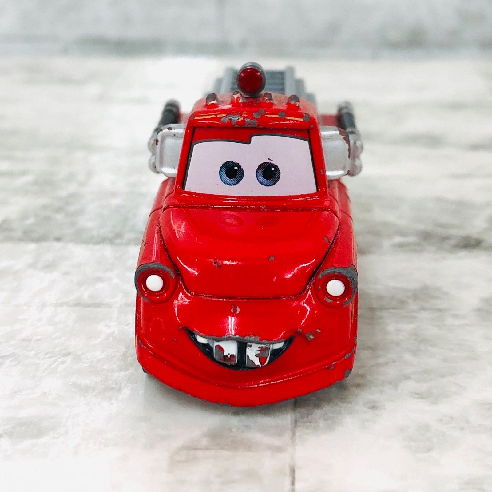 日本未発売　カーズ　トゥーン　レスキューチーム 日本未発売 カーズ トゥーン レスキューチーム ディズニーストア