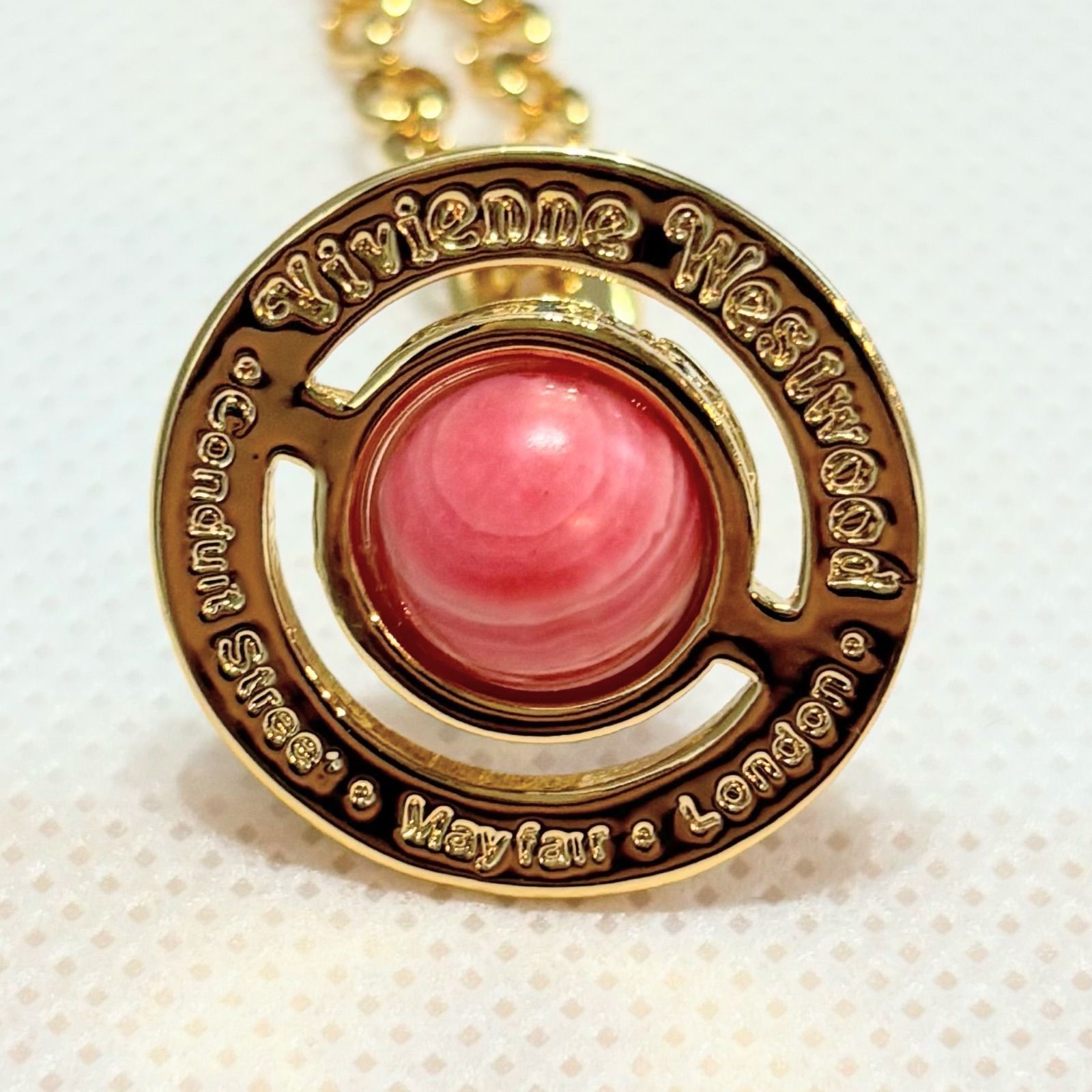 美品 箱付き 刻印あり Vivienne westwood スモールオーブネックレス 
