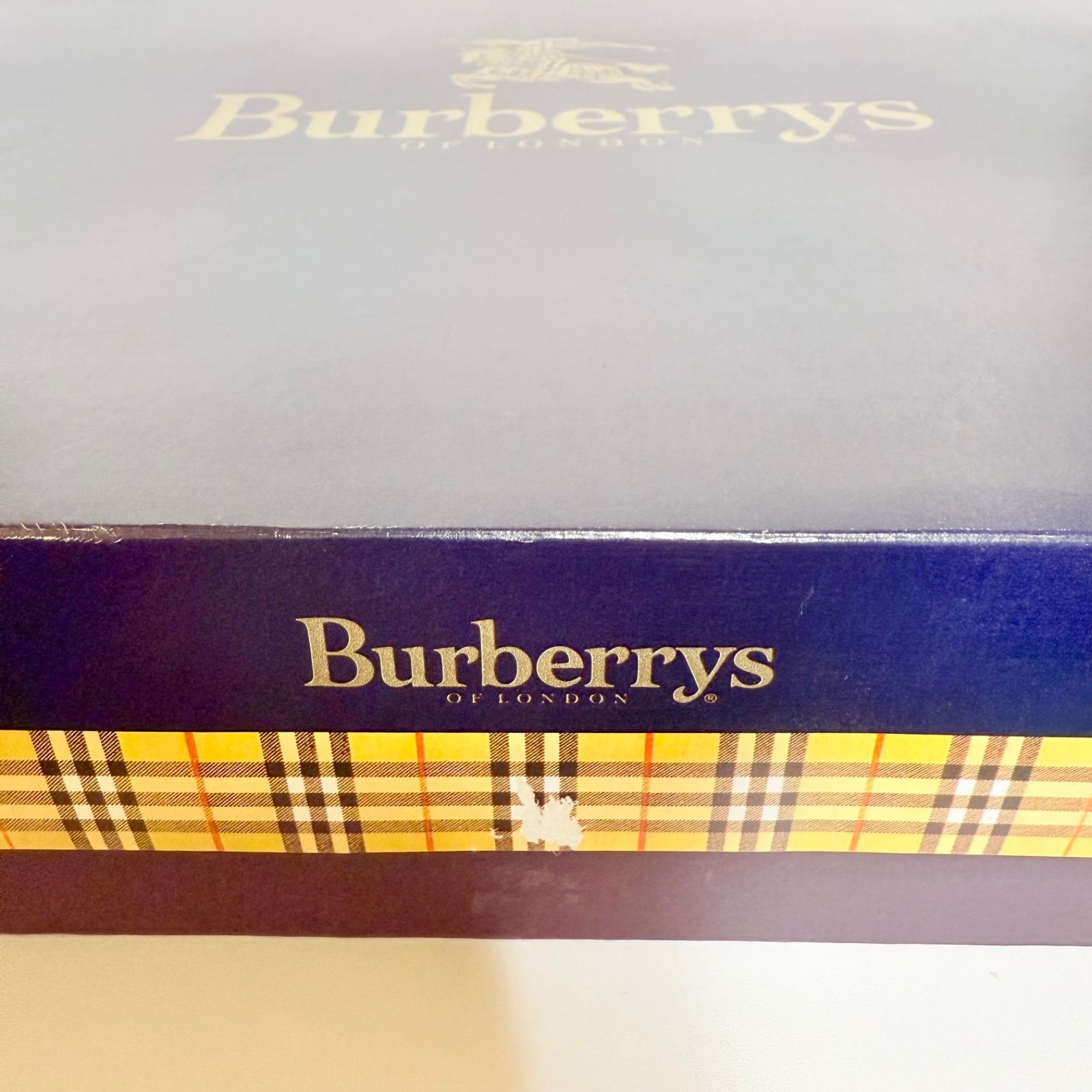 年末お値下げ【未使用品】バーバリー タオルケット 綿100% 未使用》burberry バーバリー タオルケット 綿100%西川産業日本