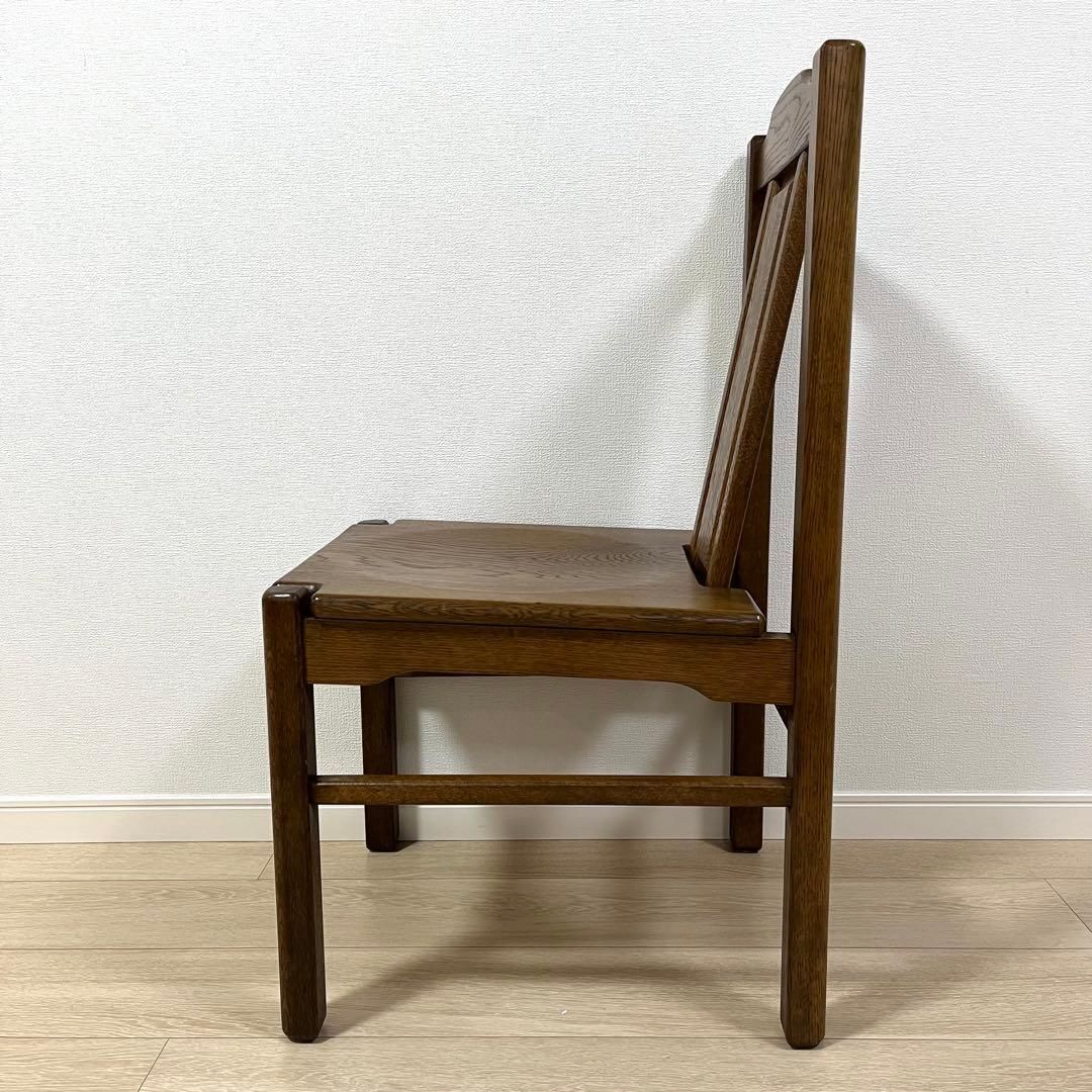 アームレスチェア