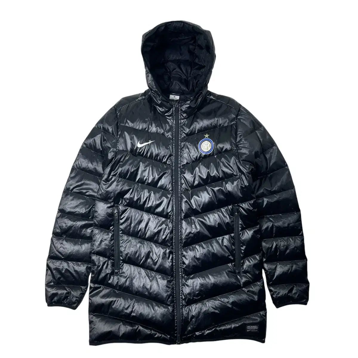 Nike(ナイキ） 光沢 ダウンジャケット 黒 L - メルカリ