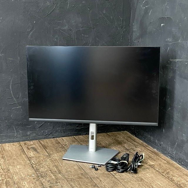 デル 32インチ 液晶モニター DELL P3222QE ディスプレイ PC用品|513013