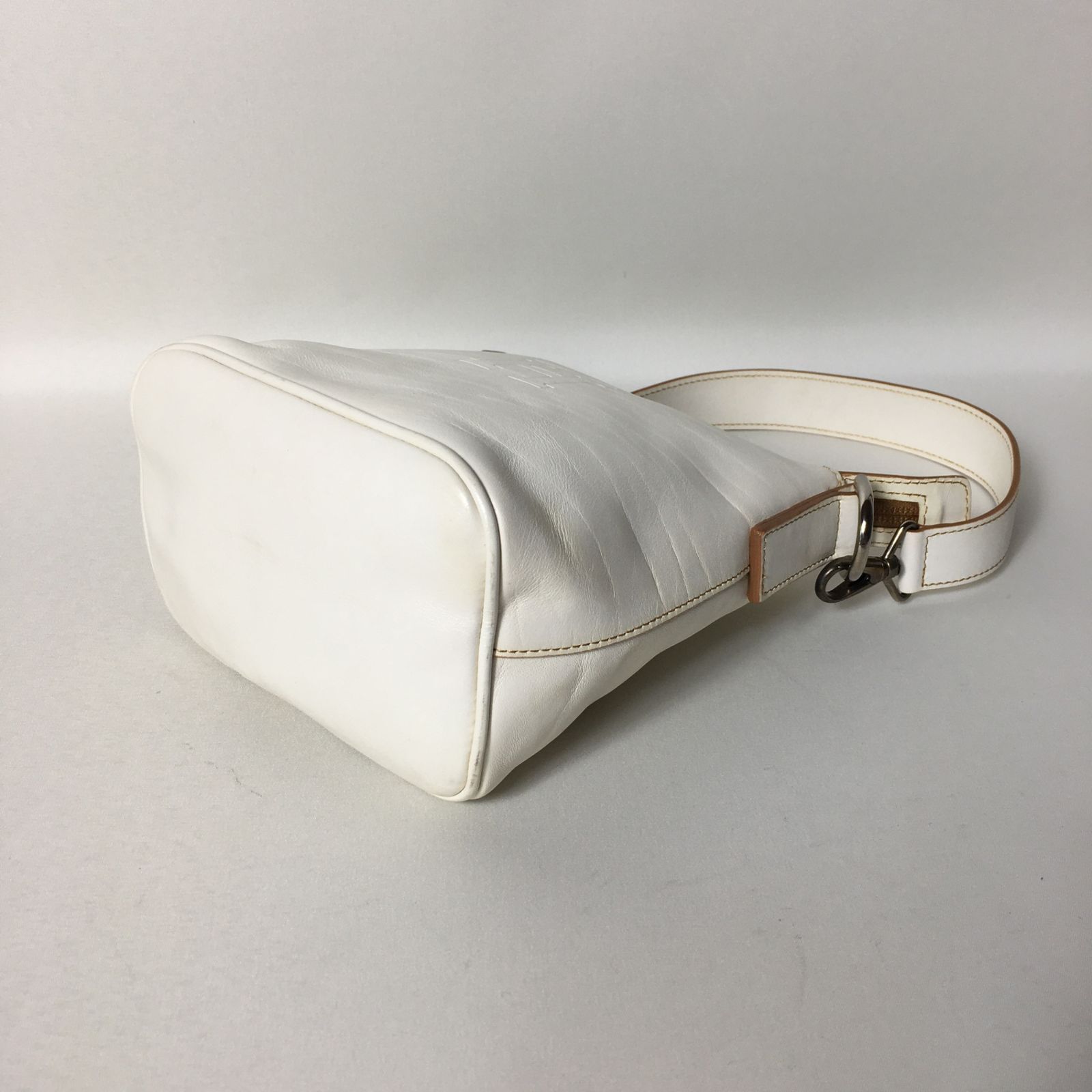 2506-72｜美品｜ヒロフ 2WAY ショルダーバッグ レザー ホワイト 2506-72｜美品｜ヒロフ 2WAY ショルダーバッグ レザー ホワイト