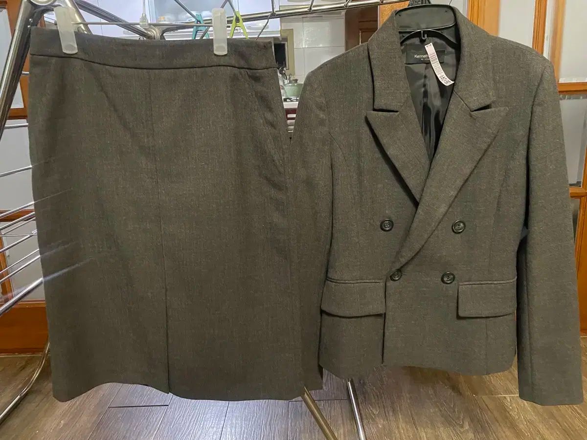 Kenneth lady ケネスレディー レディース スーツ セット モカムース 茶色 55