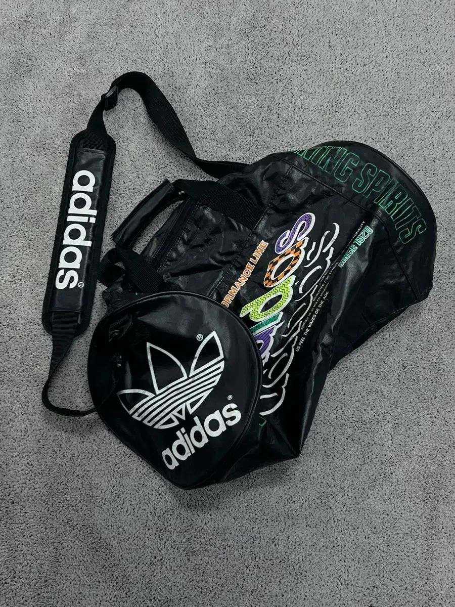adidas アディダス 90s スクール クロスバッグ