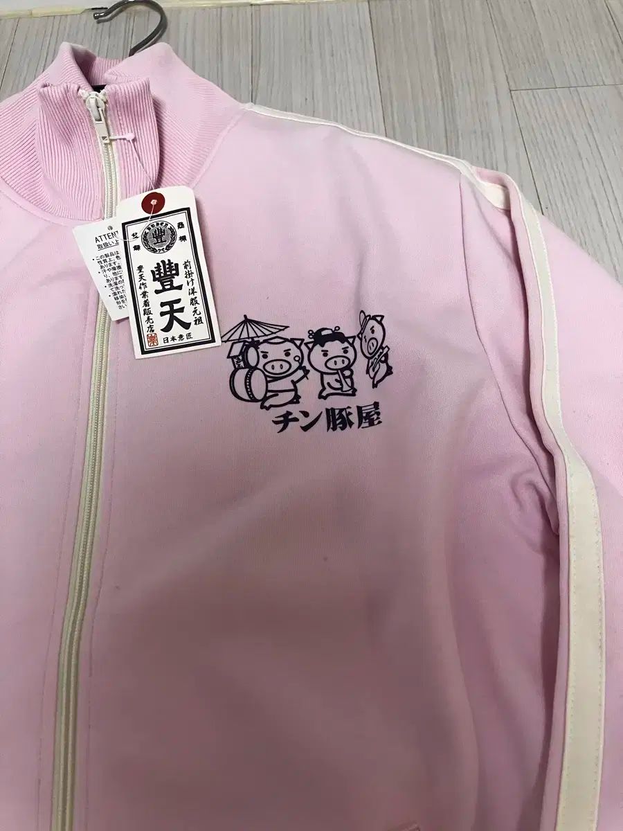 ピンク いちごミルク ベビーピッグ ジャージ ジップアップ 姫ギャル 日本ブランド