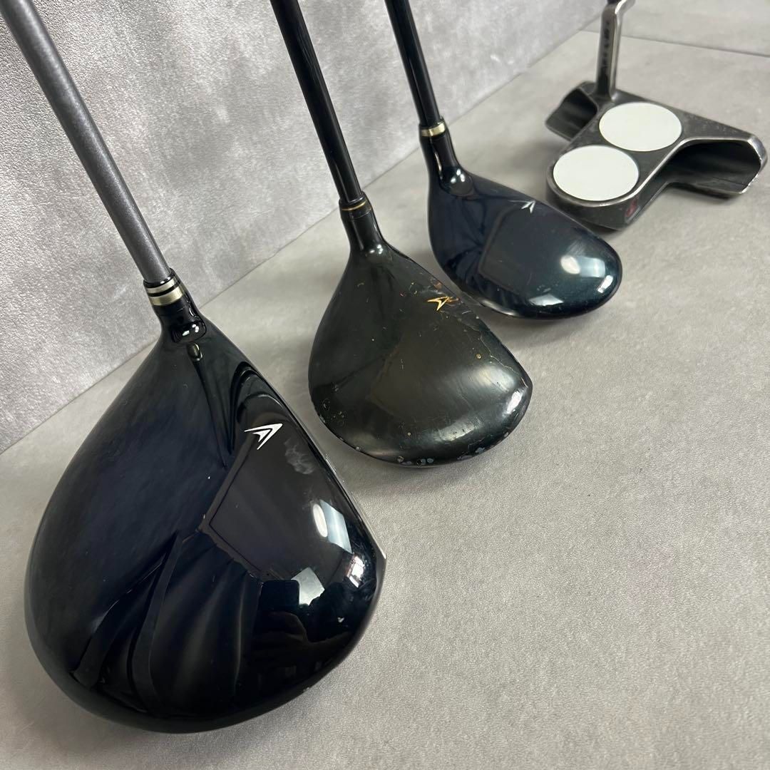 人気 ゼクシオ メンズゴルフ12本セット 右 SR オデッセイ XXIO