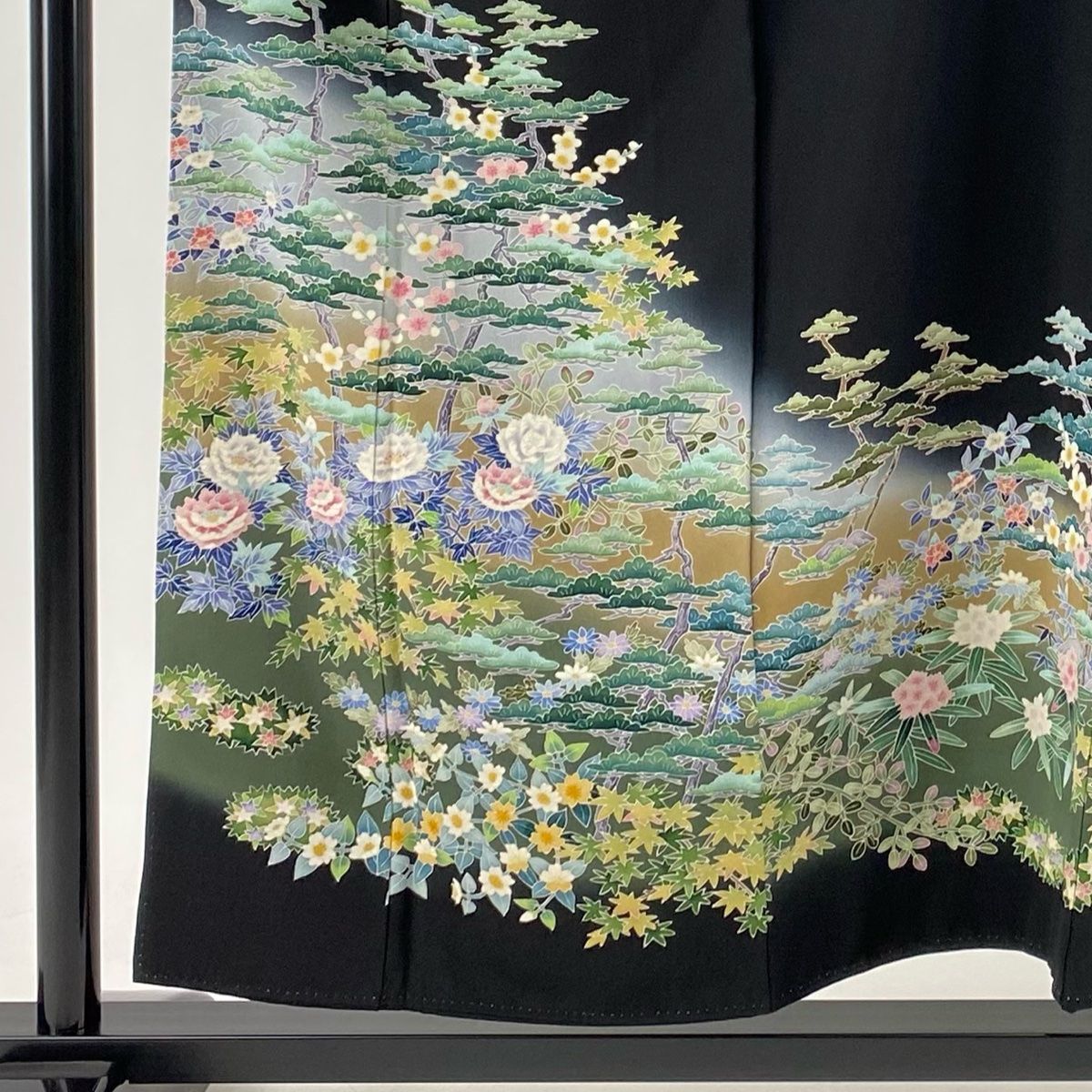 黒留袖 身丈157cm 裄丈64.5cm M 袷 松竹梅 草花 ぼかし 加賀友禅 黒 正絹 名品