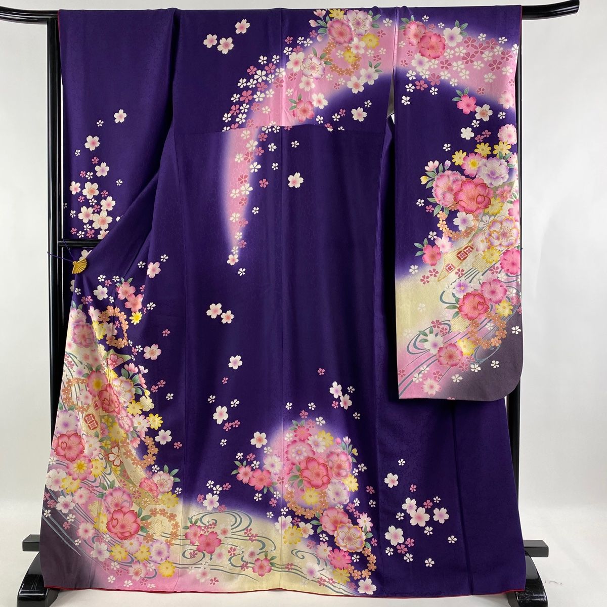 振袖 美品 名品 草花 流水 金彩 染め分け 紫 袷 身丈169cm 裄丈68cm L