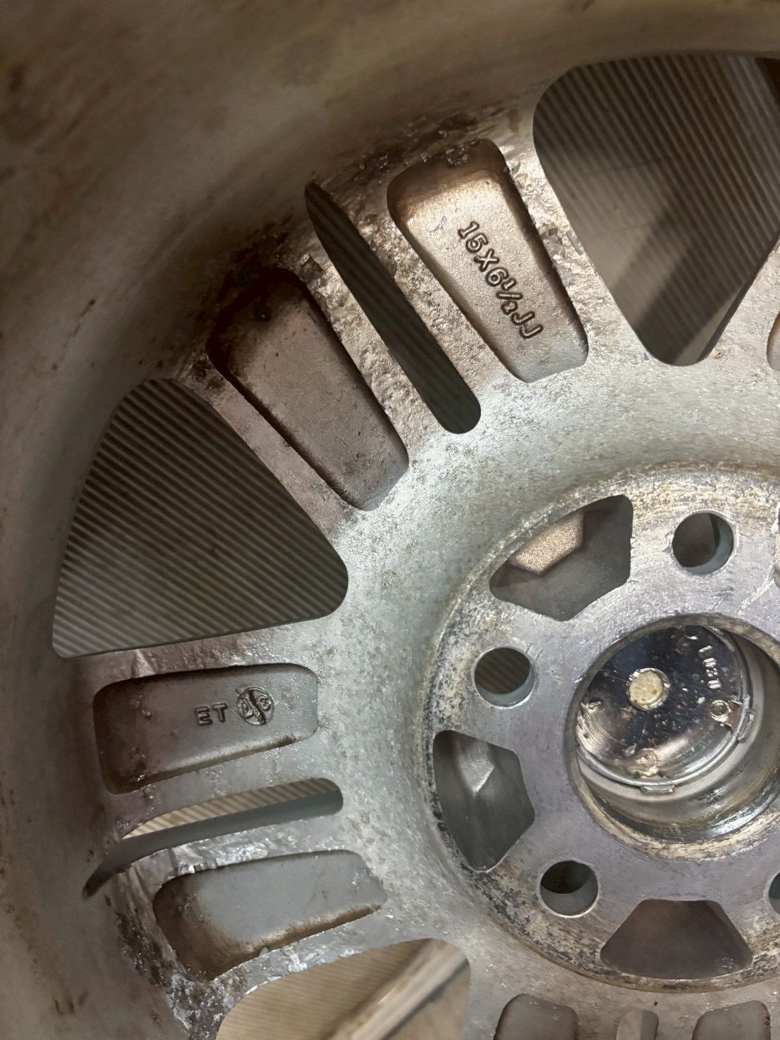 スタッドレスタイヤ