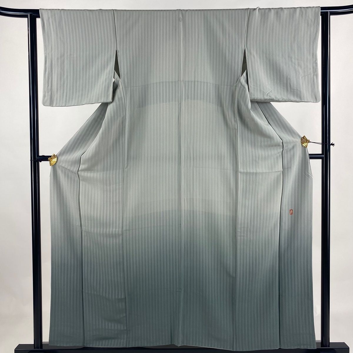 付下げ 身丈157cm 裄丈62.5cm S 袷 田村哲彦 落款 縦縞 裾ぼかし 灰緑 正絹 名品 一つ紋