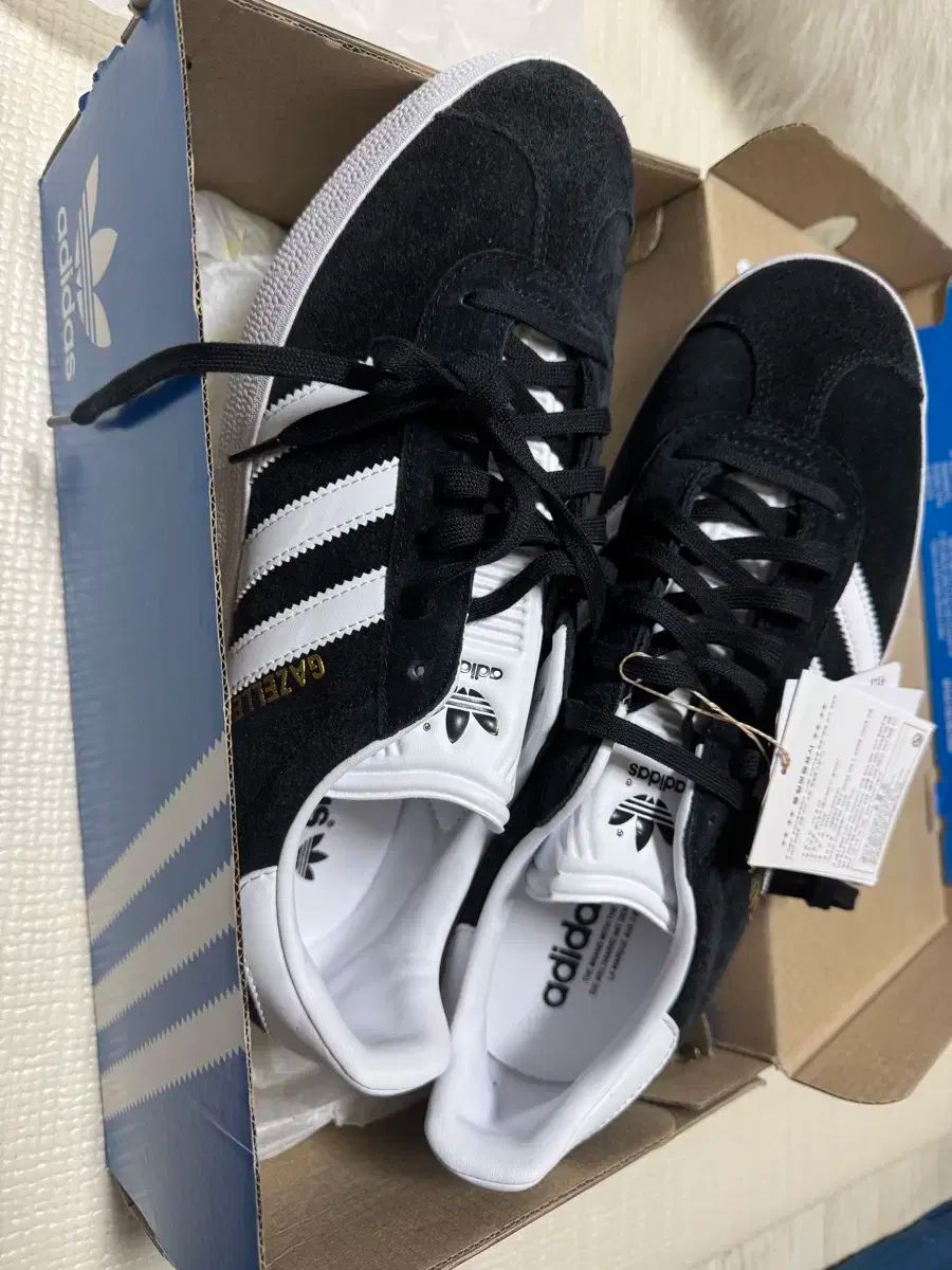 (新品) adidas(アディダス) ガゼル 黒 275