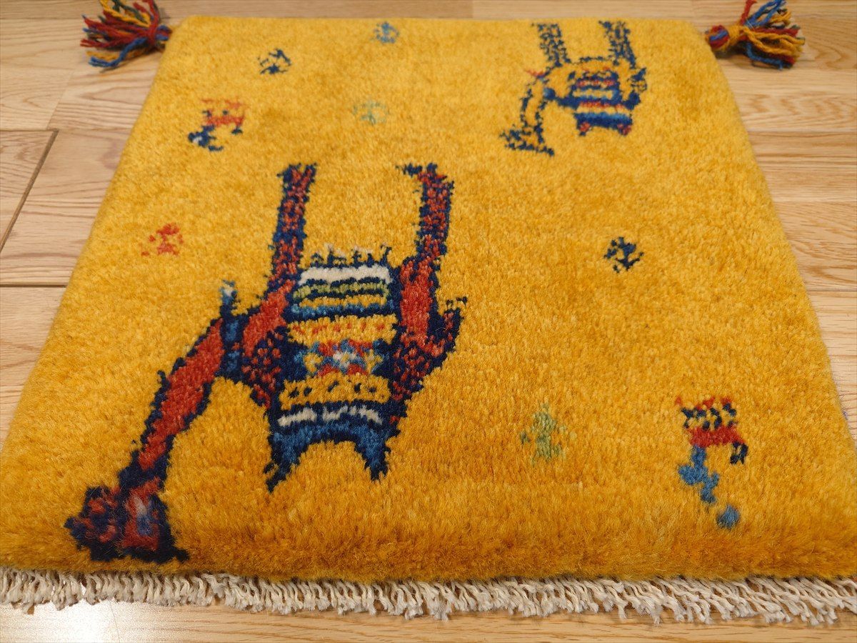 横40.5x38.5㎝ ラクダ