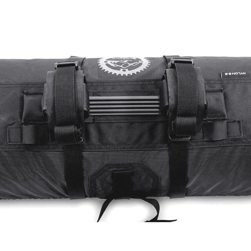 エースパック BAR ROLL バーロール（ブラック）16L 防水バッグ付属 エースパック BAR ROLL バーロール（ブラック）16L 防水バッグ