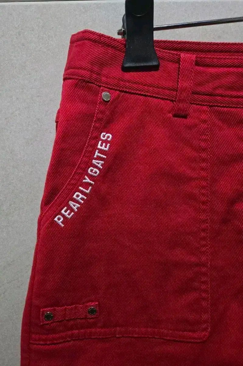 パーリーゲイツ「PEARLY GATES」フロントタック コーデュロイパンツ 2