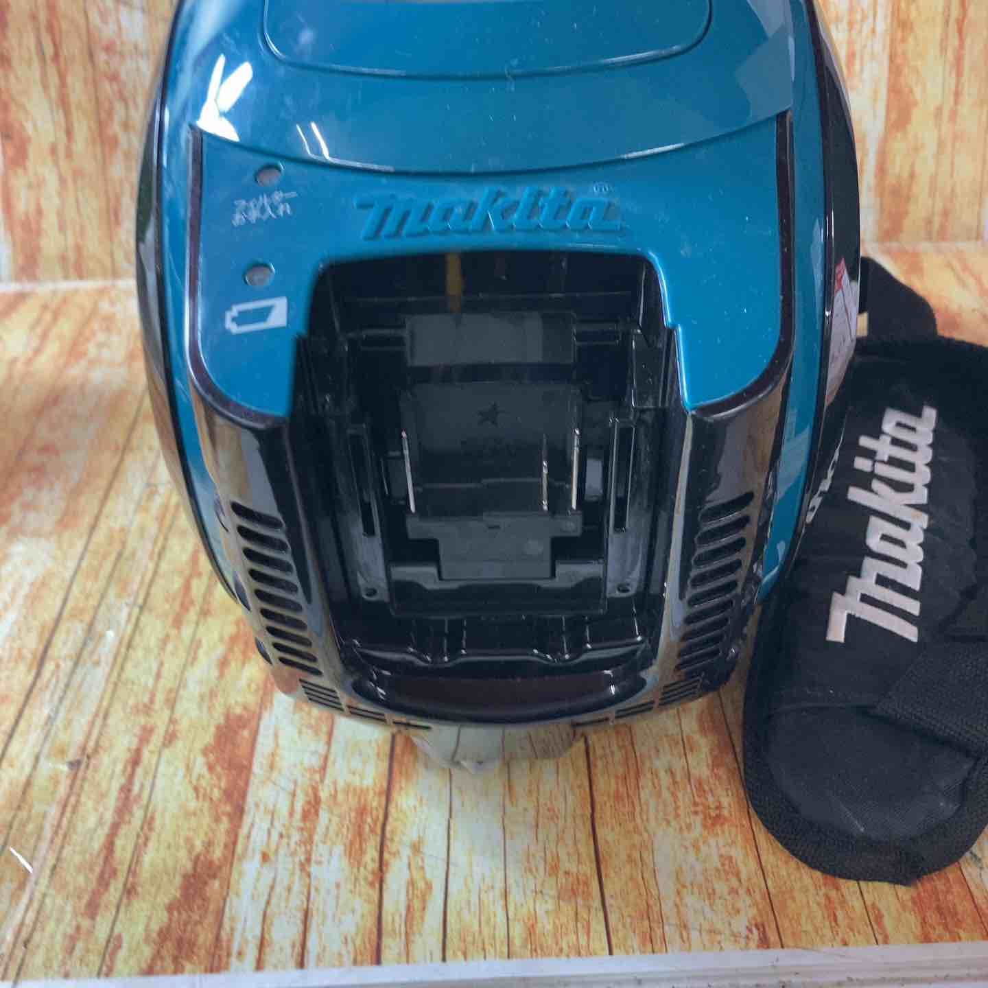 ☆マキタ(makita) コードレスサイクロン掃除機 CL500DZ【川崎店