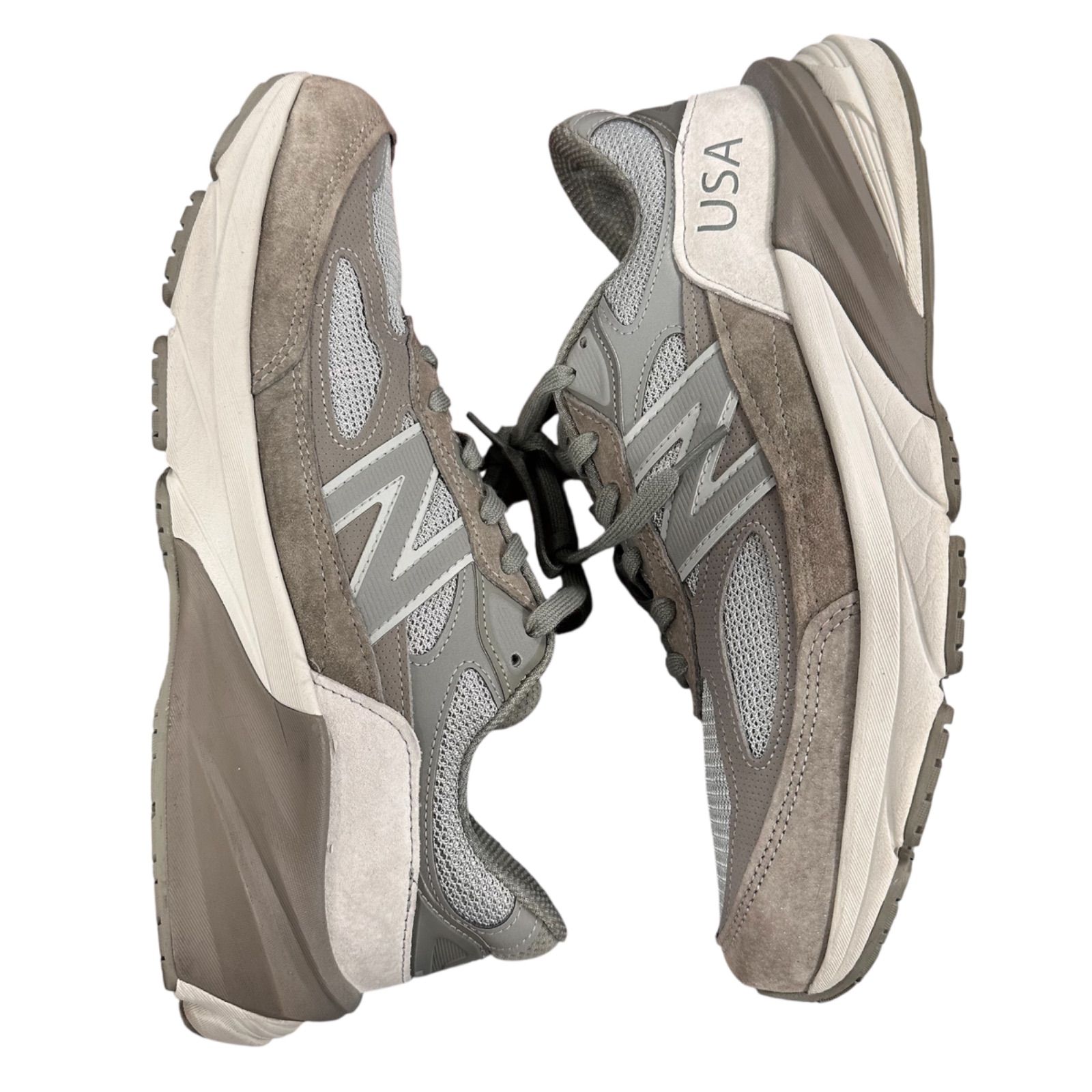 77】WTAPS × New Balance 990V6 