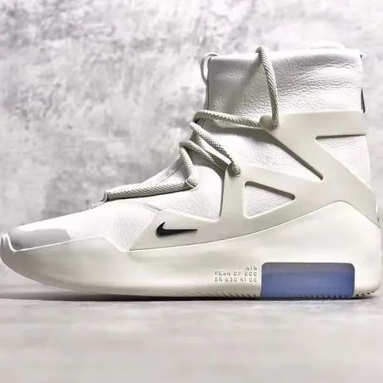 ナイキ Fear of God x Nike Air Fear of God 1 fog スニーカー - メルカリ