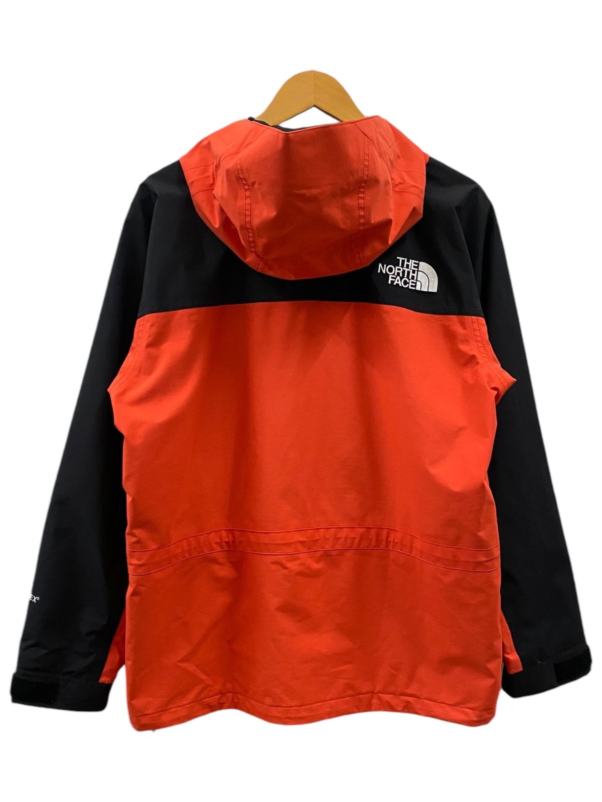 廃盤レア色 ノースフェイス マウンテンライトジャケット オレンジ NP11834 THE NORTH FACE ノースフェイス NP11834 Mountain Light Jacket