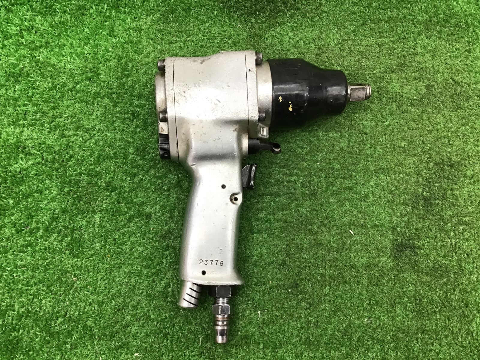 動作品 △ベッセル VESSEL 超軽量エアーインパクトレンチ GT-1600VP 差込角12.7 ㎜△アクトツール富山店△I