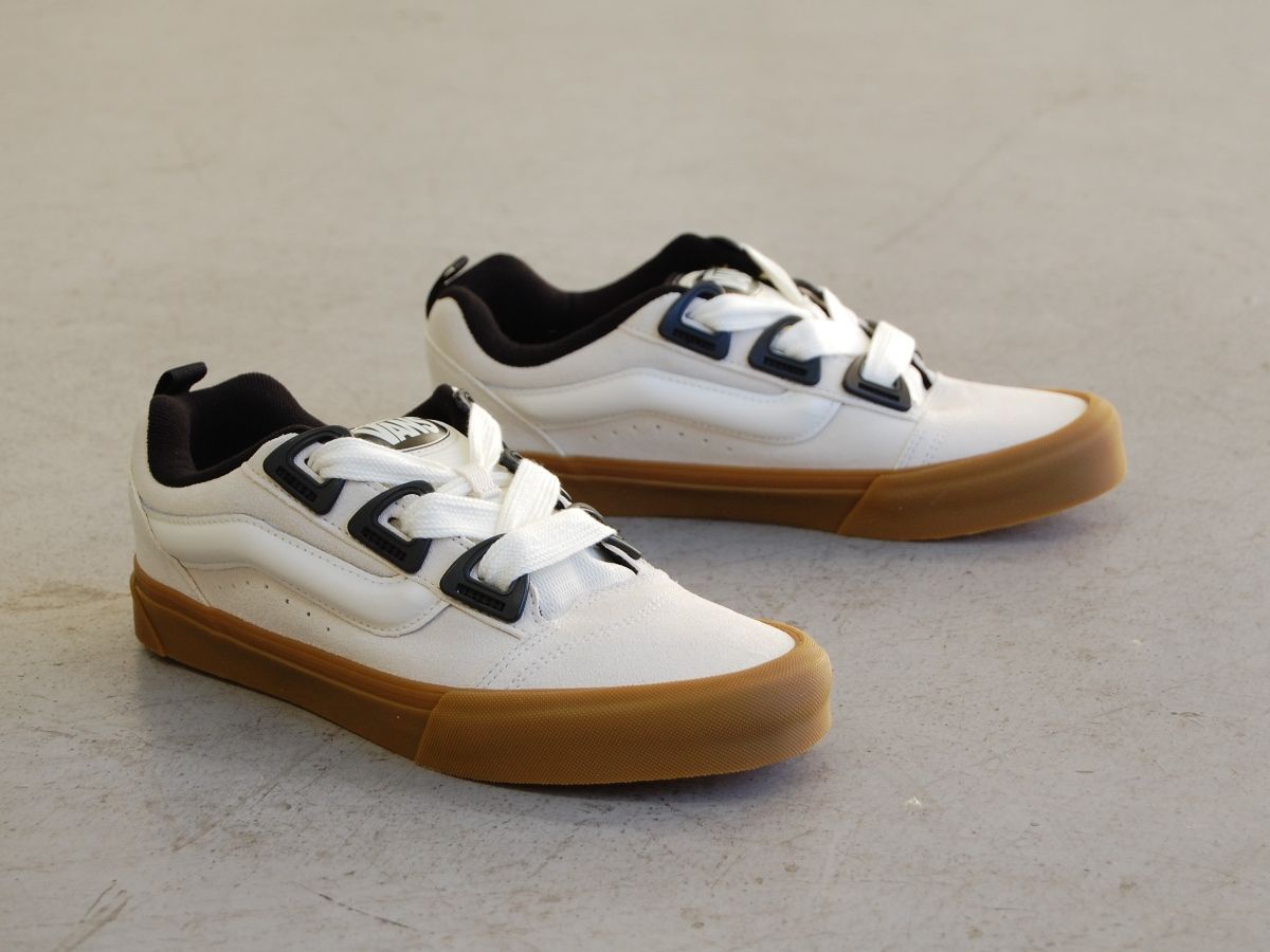 VANS Knu Skool DR Marshmallow White/Classic Gum バンズ ニュース 