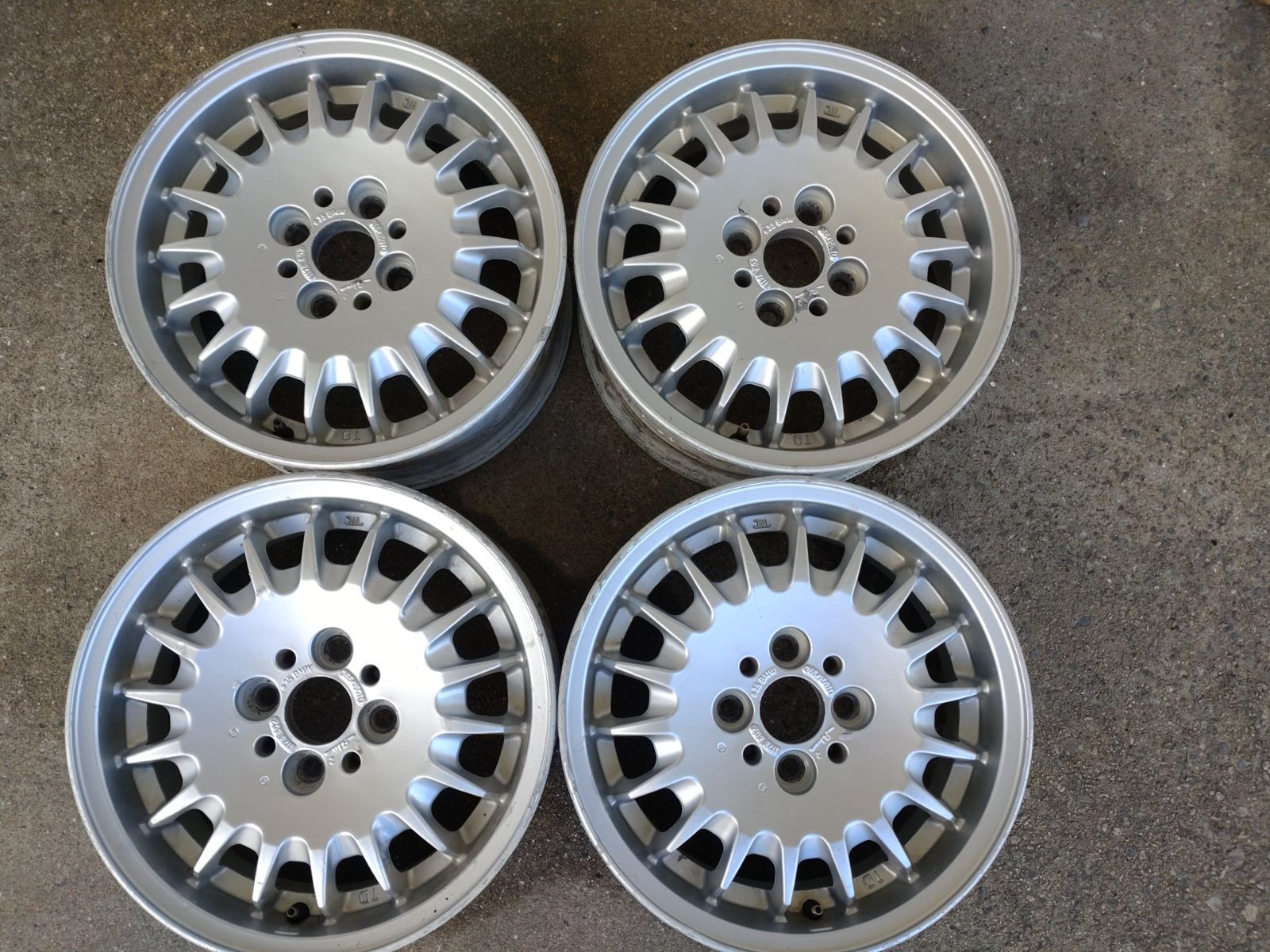 ♪ 旧車 BMW E35 純正 アルミホイール 100-4H 14インチ 6J 33 4本セット